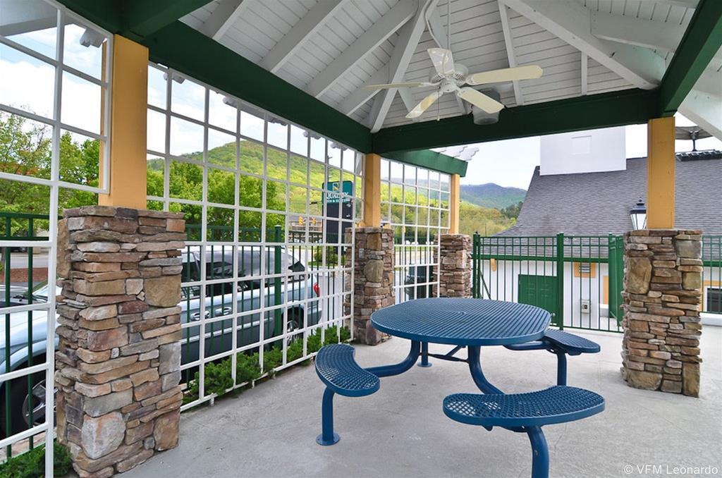 Quality Inn & Suites Biltmore East Asheville Exterior foto